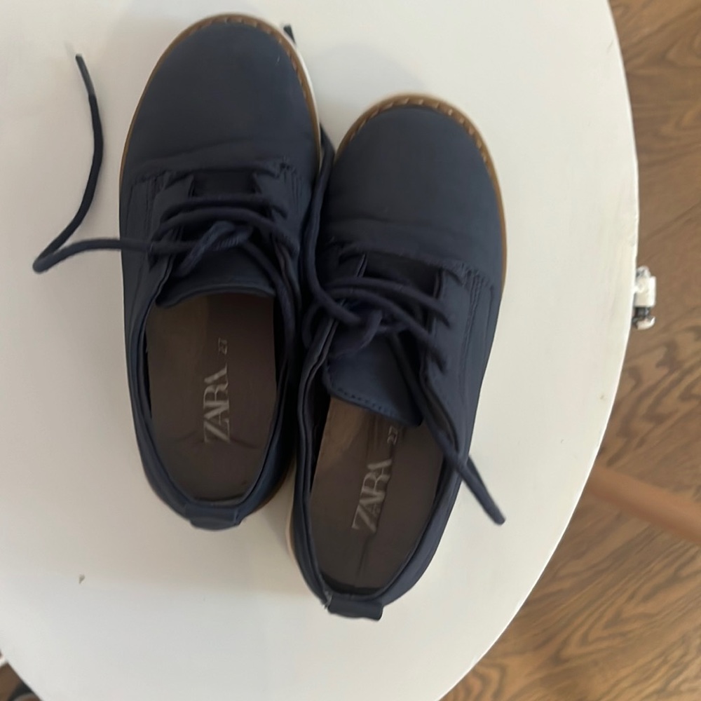 Boys shoes. Zara . Size 27
